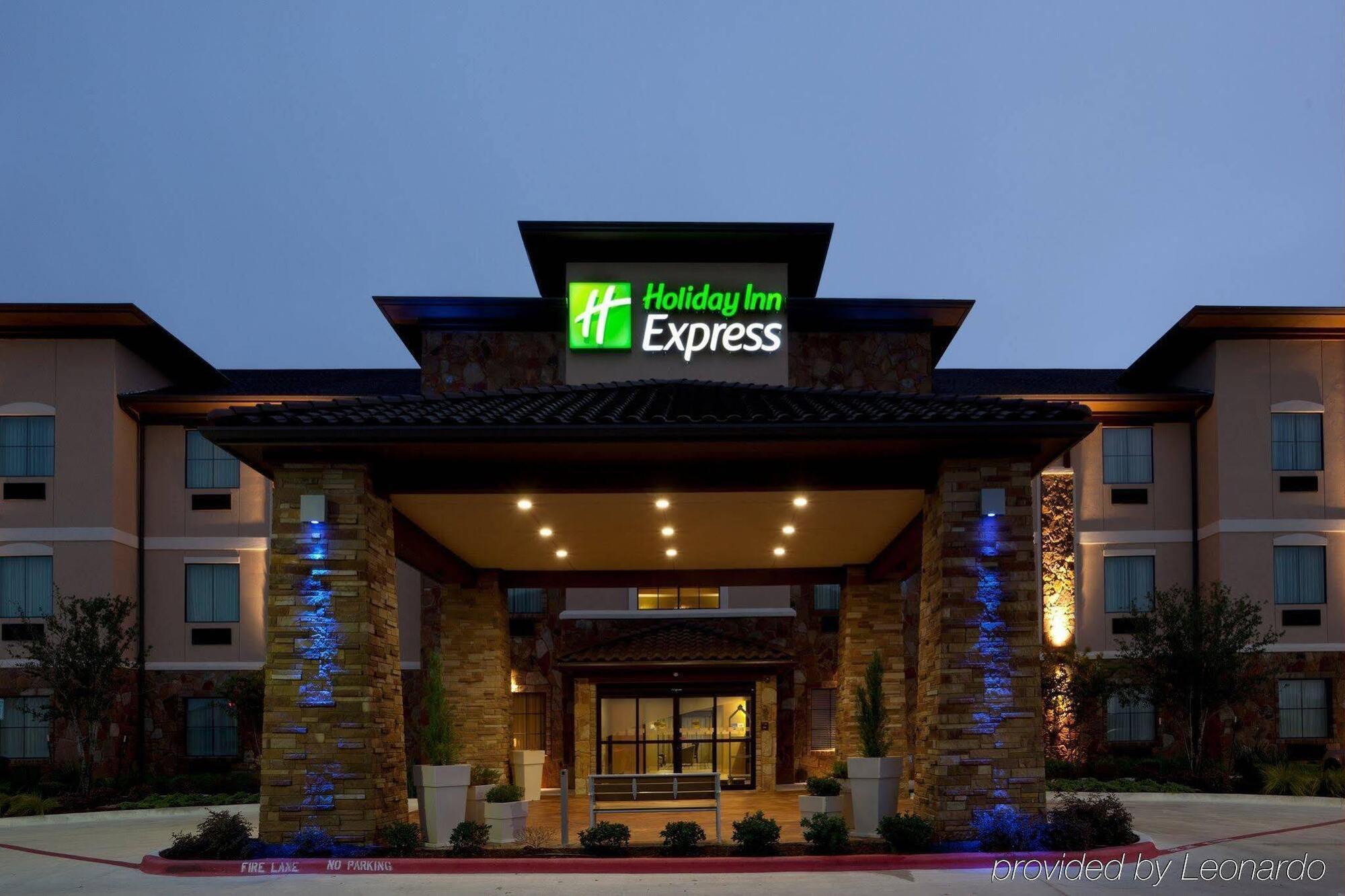 Holiday Inn Express Marble Falls, An Ihg Hotel Экстерьер фото