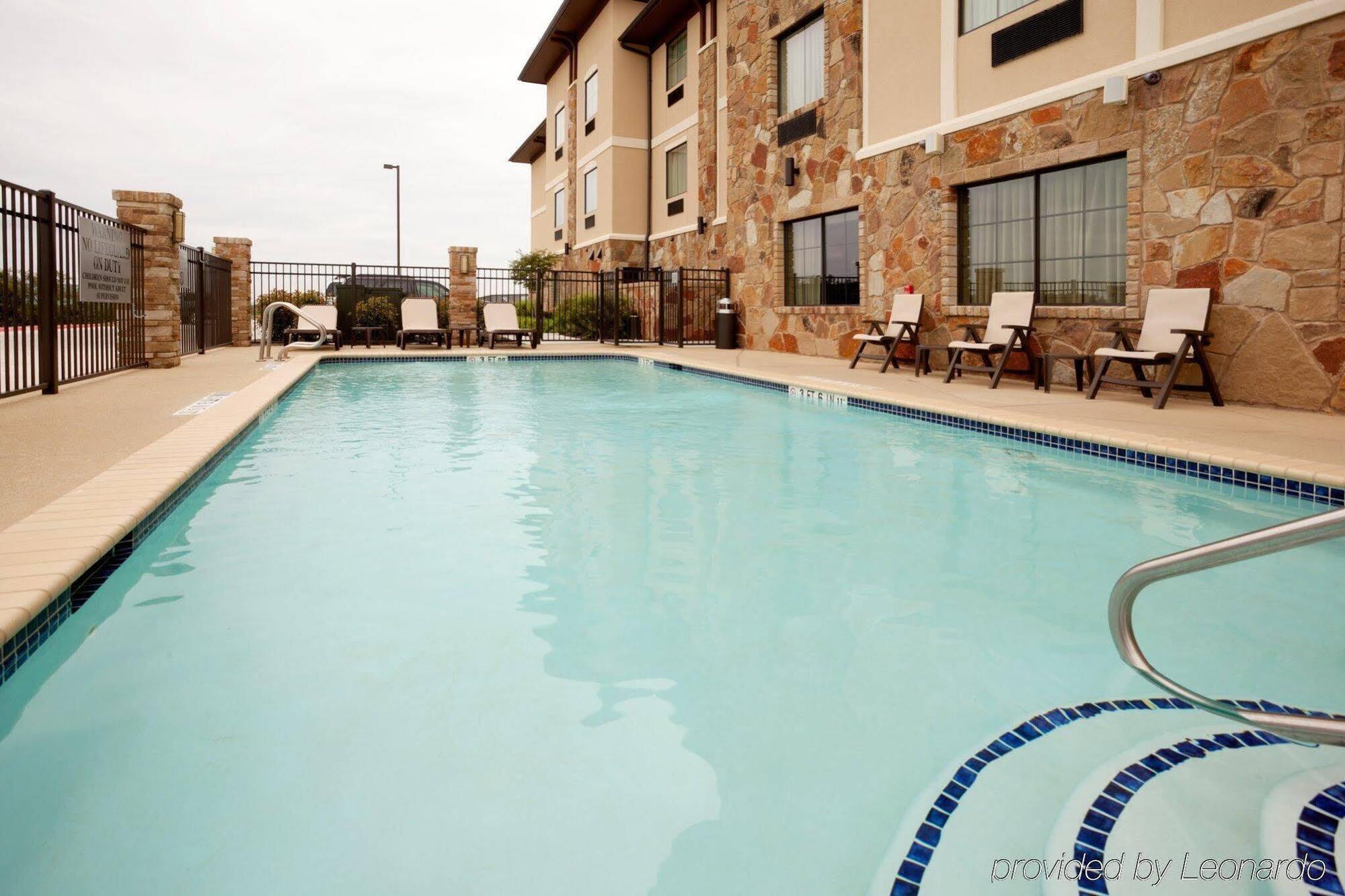 Holiday Inn Express Marble Falls, An Ihg Hotel Экстерьер фото